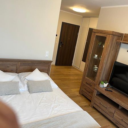 Apartament Garbary 234 Parking Free Poznań Esterno foto